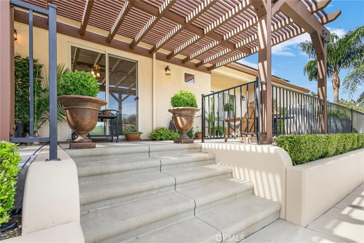 805 Whispering Winds Lane, Chico, California 95928