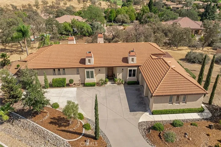 805 Whispering Winds Lane, Chico, California 95928