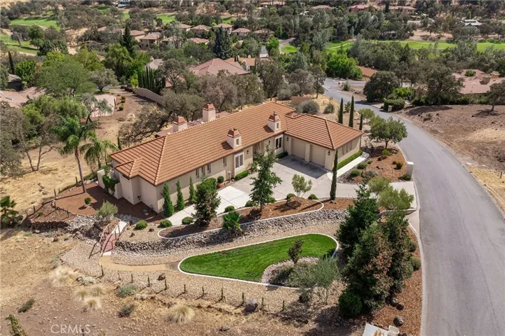 805 Whispering Winds Lane, Chico, California 95928
