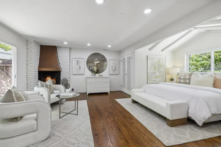30 Somerset Place, Palo Alto, California 94301