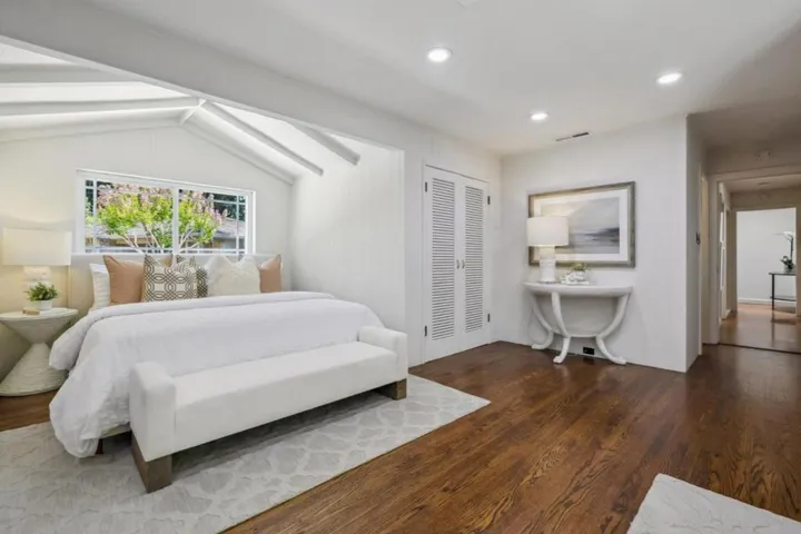 30 Somerset Place, Palo Alto, California 94301
