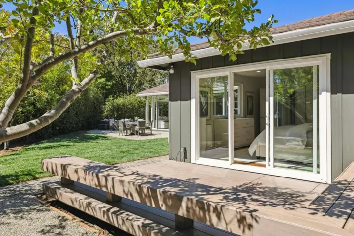 30 Somerset Place, Palo Alto, California 94301