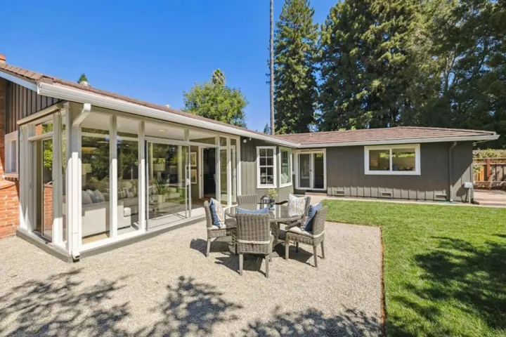 30 Somerset Place, Palo Alto, California 94301