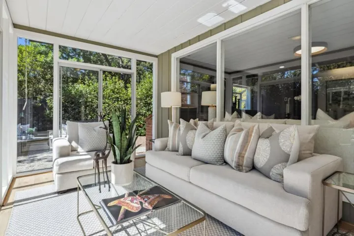 30 Somerset Place, Palo Alto, California 94301