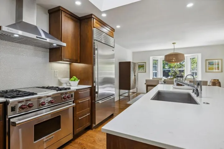30 Somerset Place, Palo Alto, California 94301