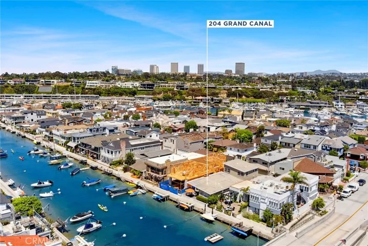 204 Grand Canal, Newport Beach, California 92662