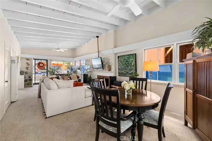 204 Grand Canal, Newport Beach, California 92662