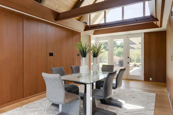 26985 Orchard Hill Lane, Los Altos Hills, California 94022