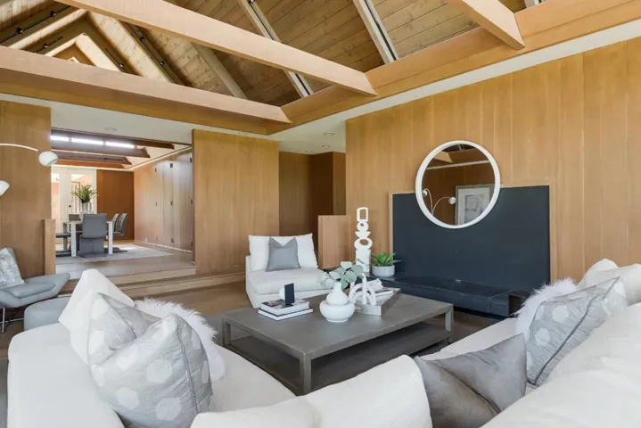 26985 Orchard Hill Lane, Los Altos Hills, California 94022