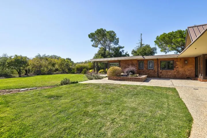 26985 Orchard Hill Lane, Los Altos Hills, California 94022