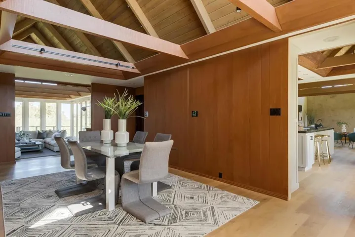 26985 Orchard Hill Lane, Los Altos Hills, California 94022