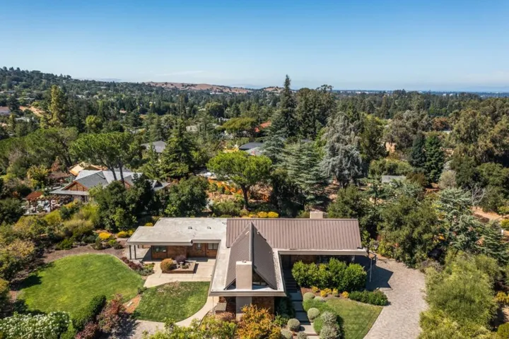 26985 Orchard Hill Lane, Los Altos Hills, California 94022
