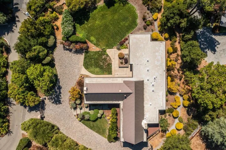 26985 Orchard Hill Lane, Los Altos Hills, California 94022