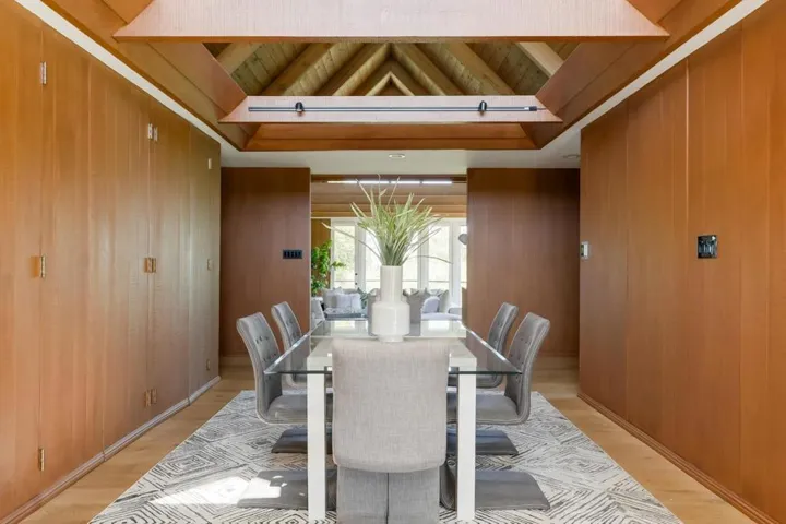 26985 Orchard Hill Lane, Los Altos Hills, California 94022