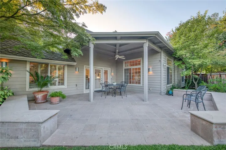 2727 W Bluff Avenue, Fresno, California 93711