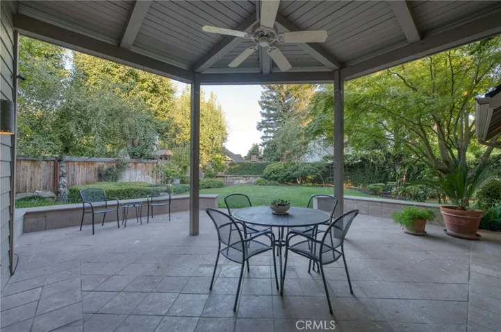 2727 W Bluff Avenue, Fresno, California 93711