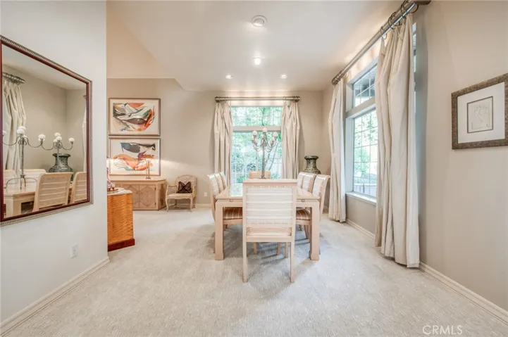 2727 W Bluff Avenue, Fresno, California 93711