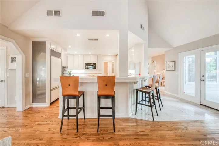 2727 W Bluff Avenue, Fresno, California 93711