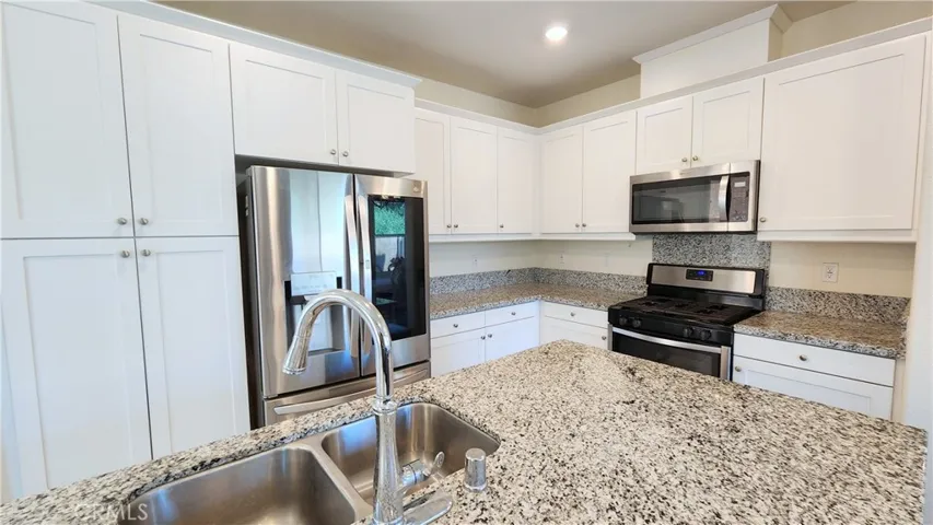 123 Cambria Ct, Pomona, California 91766
