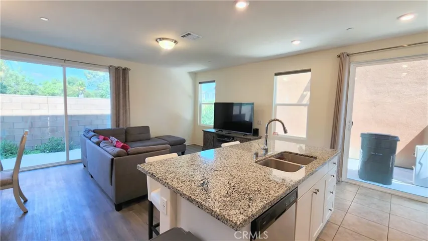 123 Cambria Ct, Pomona, California 91766