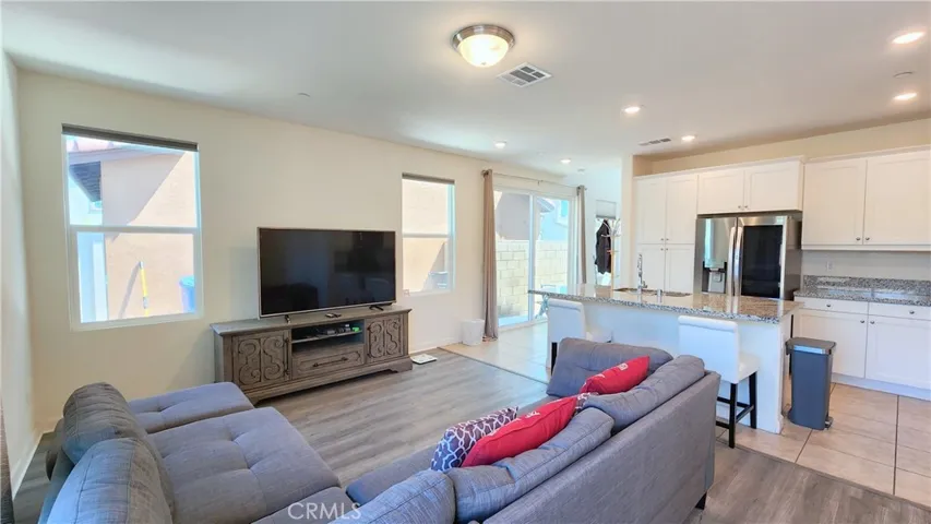 123 Cambria Ct, Pomona, California 91766