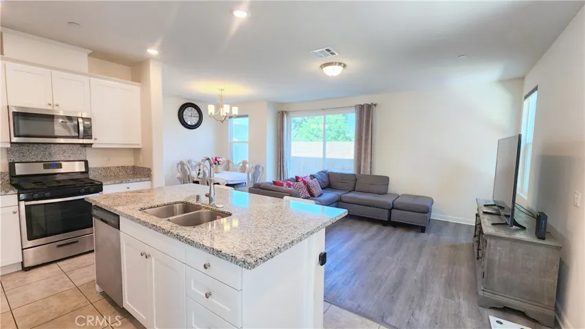 123 Cambria Ct, Pomona, California 91766