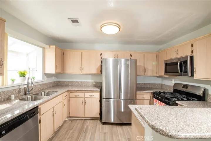 11150 Glenoaks Boulevard 240, Pacoima, California 91331