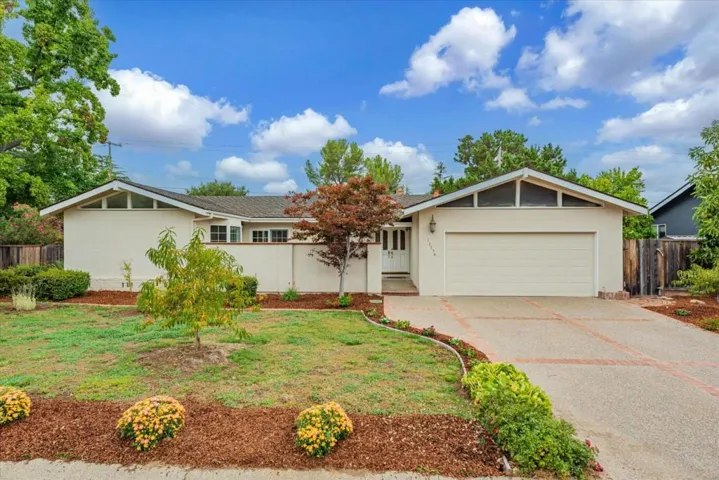 13754 Calle Tacuba, Saratoga, California 95070