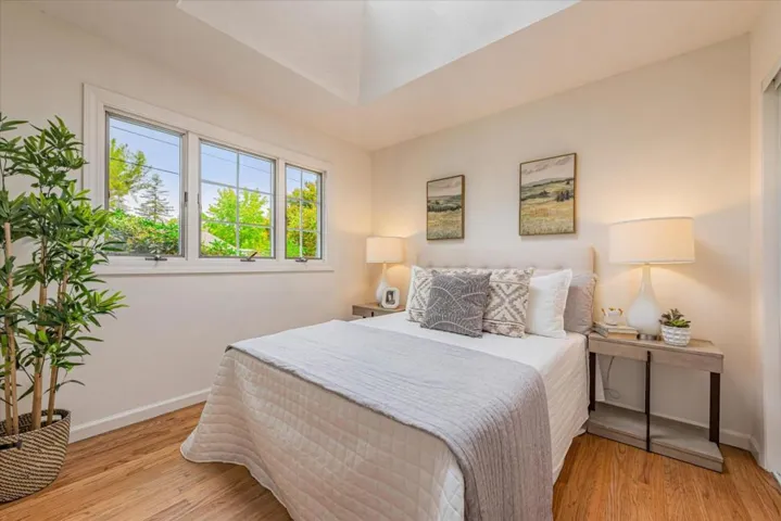 13754 Calle Tacuba, Saratoga, California 95070