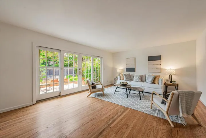 13754 Calle Tacuba, Saratoga, California 95070