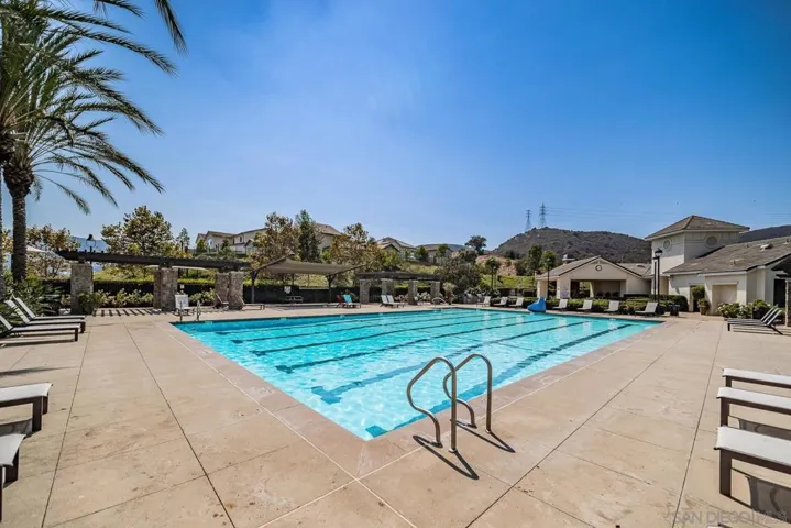 3076 Heirloom Place, Escondido, California 92029