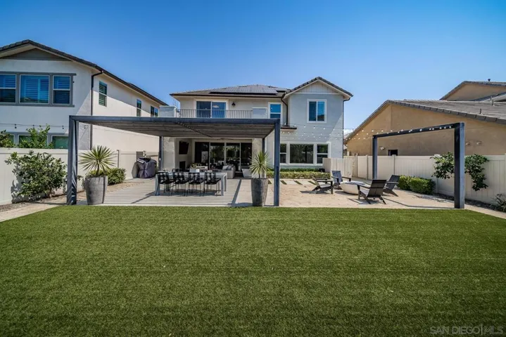 3076 Heirloom Place, Escondido, California 92029