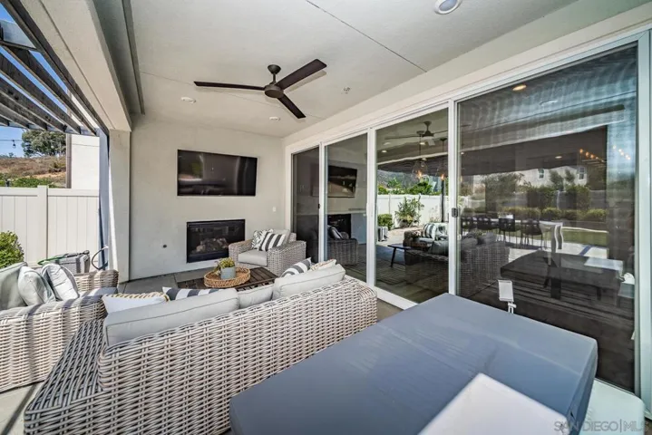 3076 Heirloom Place, Escondido, California 92029