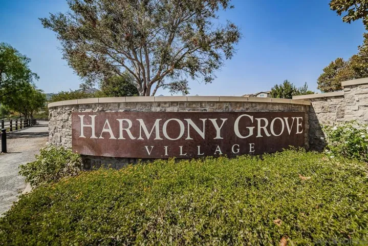 3076 Heirloom Place, Escondido, California 92029