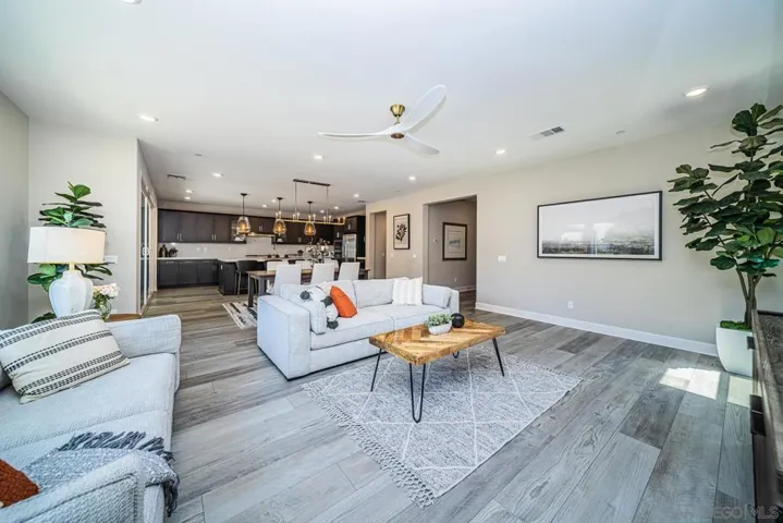 3076 Heirloom Place, Escondido, California 92029