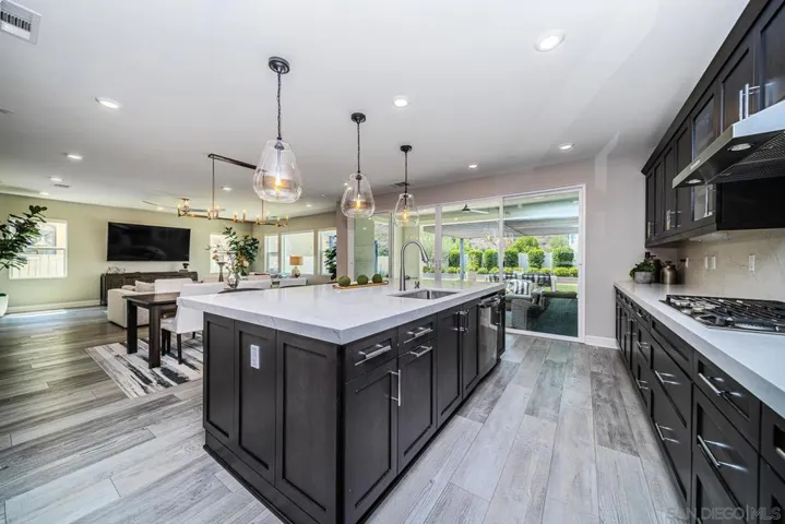 3076 Heirloom Place, Escondido, California 92029
