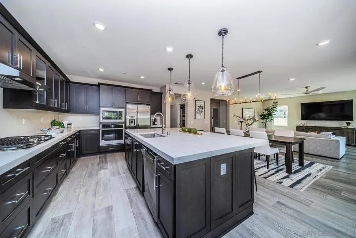 3076 Heirloom Place, Escondido, California 92029