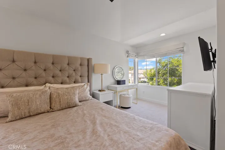 906 S Boulder Place, Anaheim Hills, California 92808