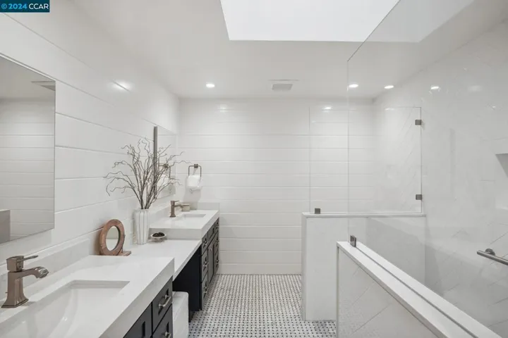 1077 Walnut Ave, Walnut Creek, California 94598