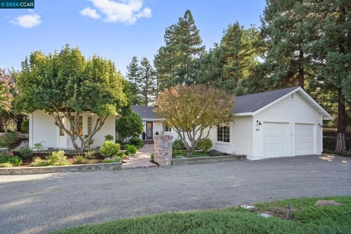 1077 Walnut Ave, Walnut Creek, California 94598