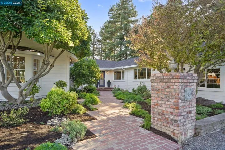 1077 Walnut Ave, Walnut Creek, California 94598