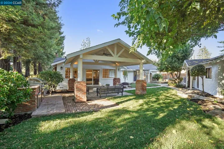 1077 Walnut Ave, Walnut Creek, California 94598