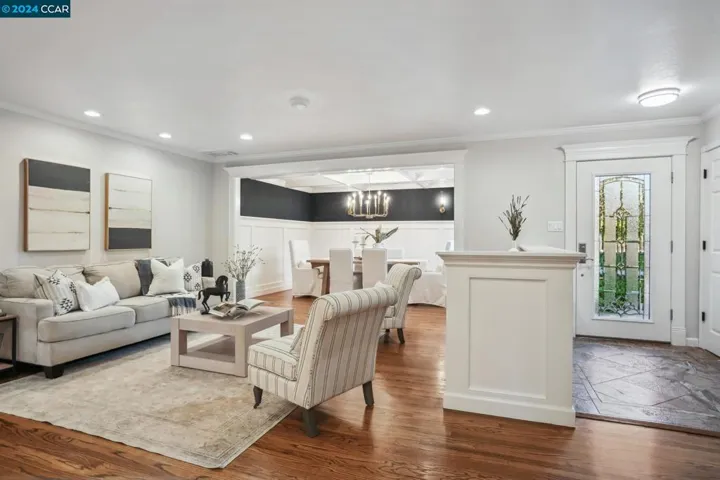 1077 Walnut Ave, Walnut Creek, California 94598