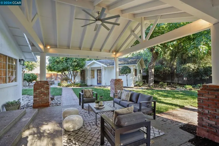 1077 Walnut Ave, Walnut Creek, California 94598