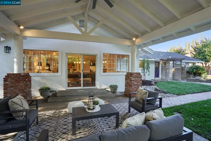 1077 Walnut Ave, Walnut Creek, California 94598