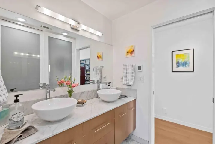 17514 Phillips Avenue, Los Gatos, California 95030