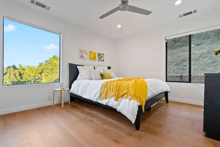 17514 Phillips Avenue, Los Gatos, California 95030