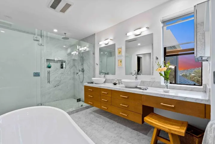17514 Phillips Avenue, Los Gatos, California 95030