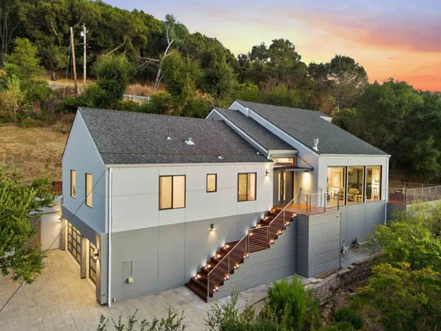 17514 Phillips Avenue, Los Gatos, California 95030