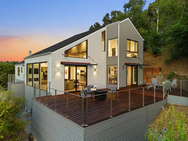 17514 Phillips Avenue, Los Gatos, California 95030